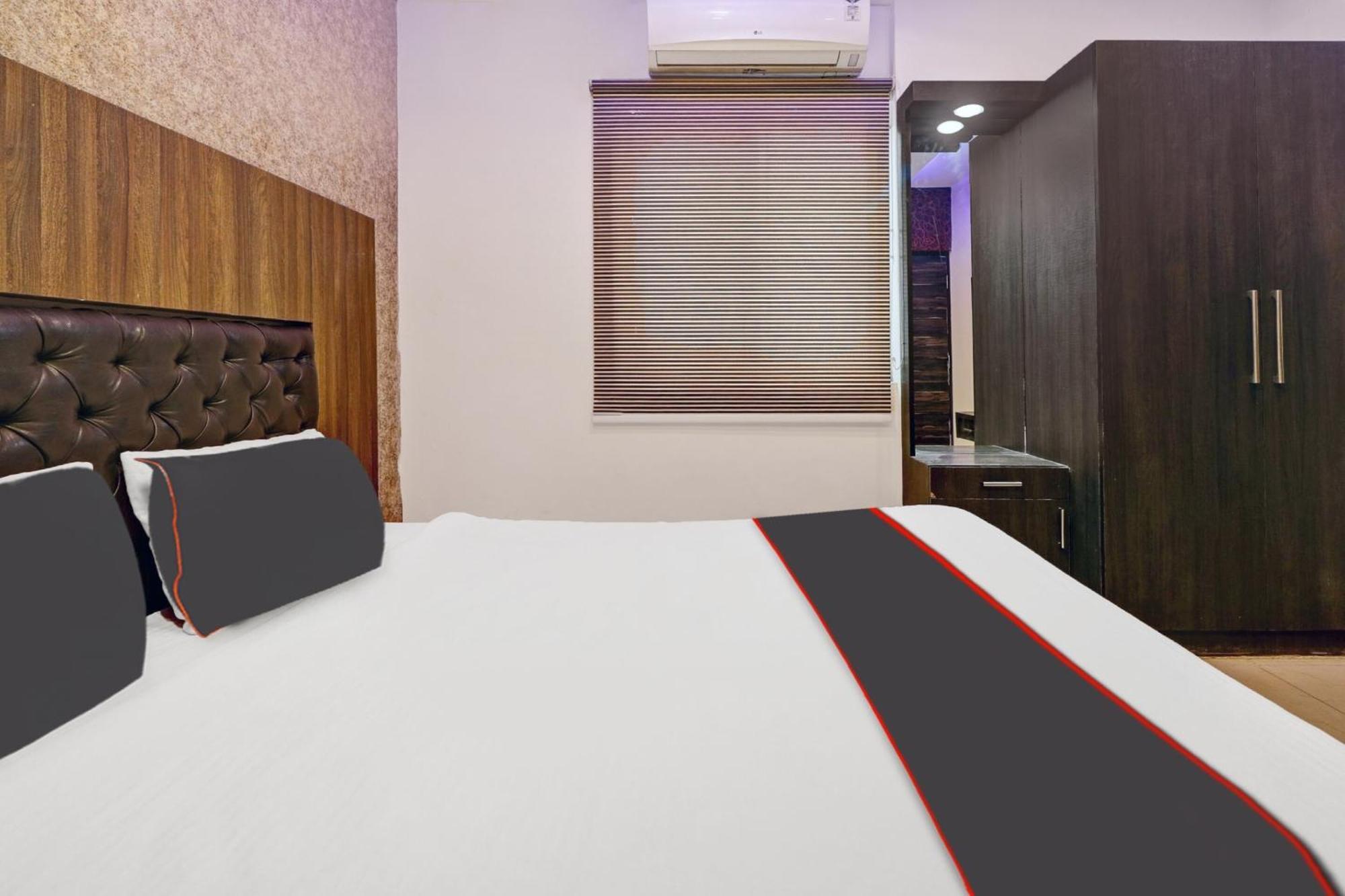 Super Collection O Manasi Residency Hotel Bangalore Buitenkant foto