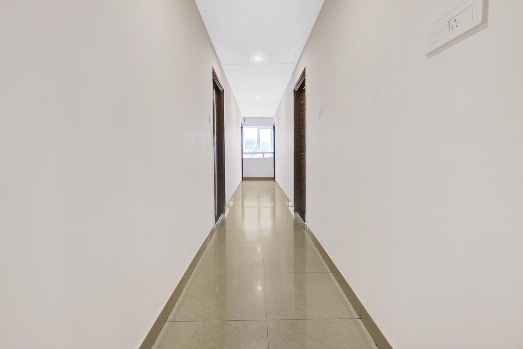 Super Collection O Manasi Residency Hotel Bangalore Buitenkant foto
